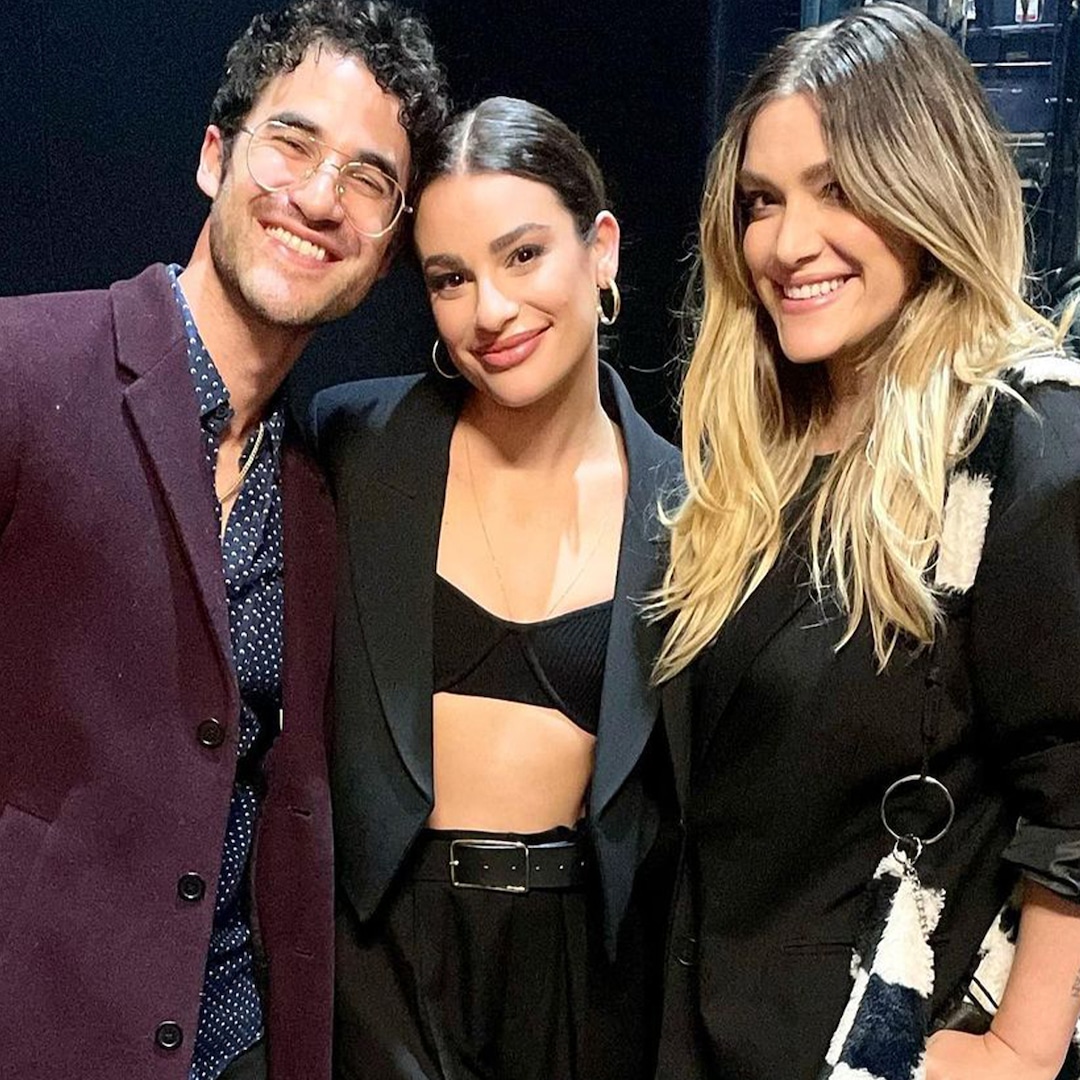 See Lea Michele’s Mini Glee Reunion With Darren Criss See Lea Michele’s Mini Glee Reunion With Darren Criss